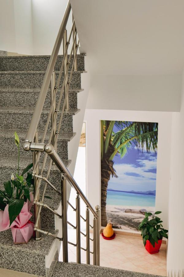 Eden Suites & Apartments Saranda Dış mekan fotoğraf