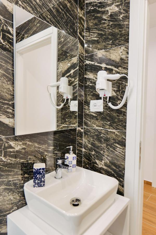 Eden Suites & Apartments Saranda Dış mekan fotoğraf