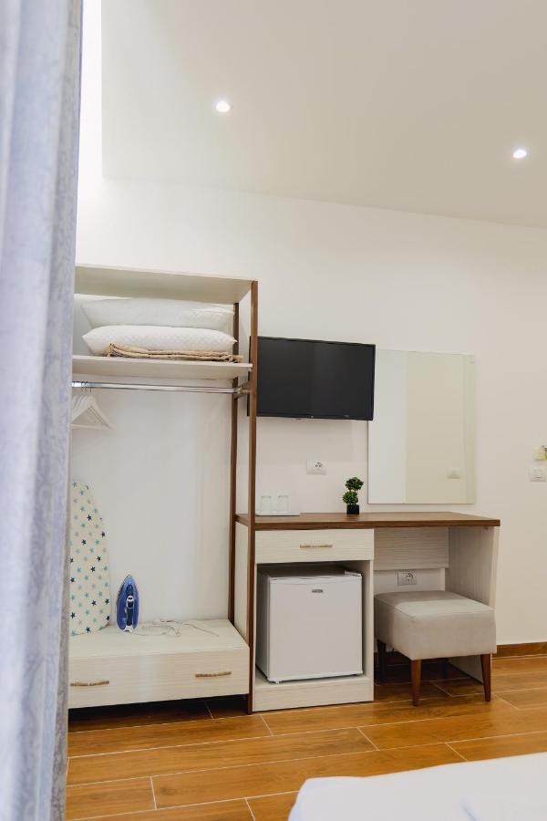 Eden Suites & Apartments Saranda Dış mekan fotoğraf