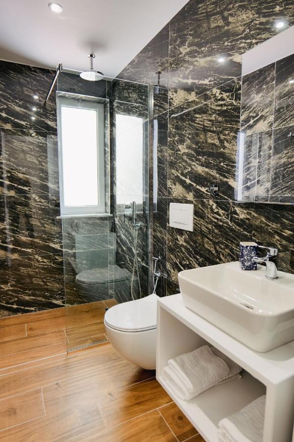 Eden Suites & Apartments Saranda Dış mekan fotoğraf